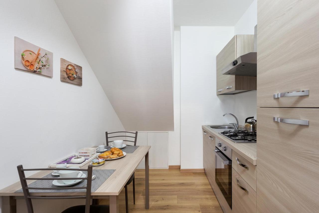 Centre Apartment Grotte Bianche CTA Exteriör bild