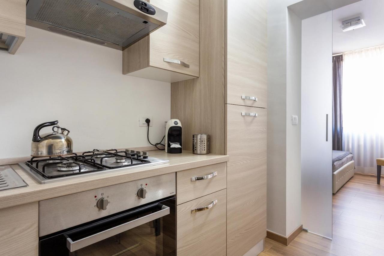 Centre Apartment Grotte Bianche CTA Exteriör bild
